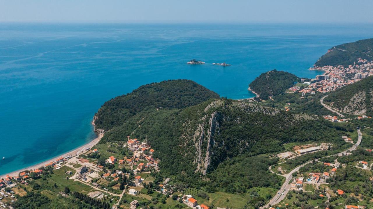 Sea * Petrovac