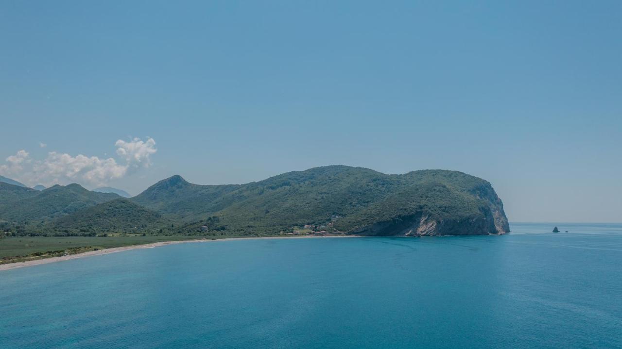 Sea *