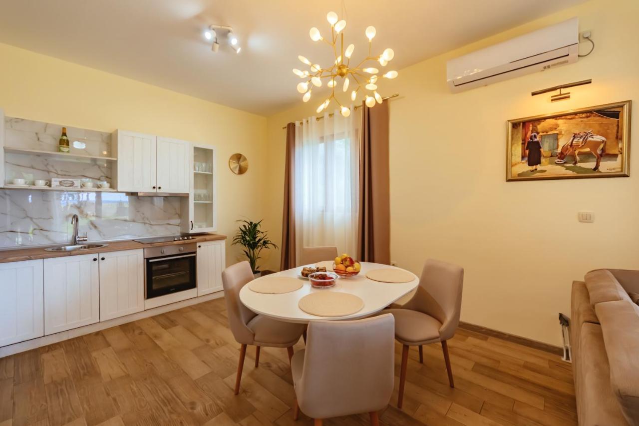 Sea Holiday home Petrovac